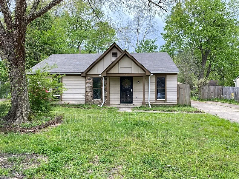 Building Photo - 3681 Barberry St