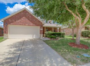 8742 Misty Bluff Ct, Dallas, TX 75249