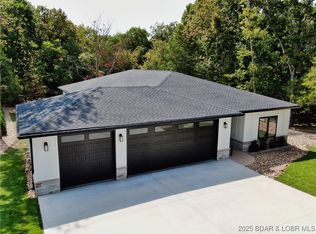 15 Imperial Point Dr, Lake Ozark, MO 65049