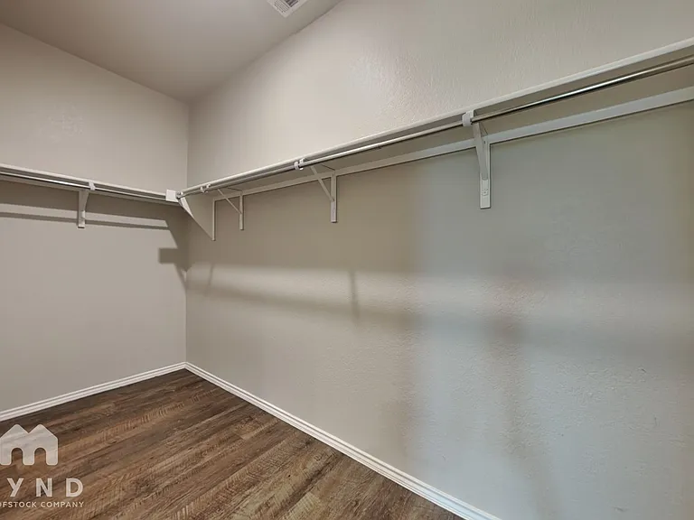 246 Savage St — Photo 11