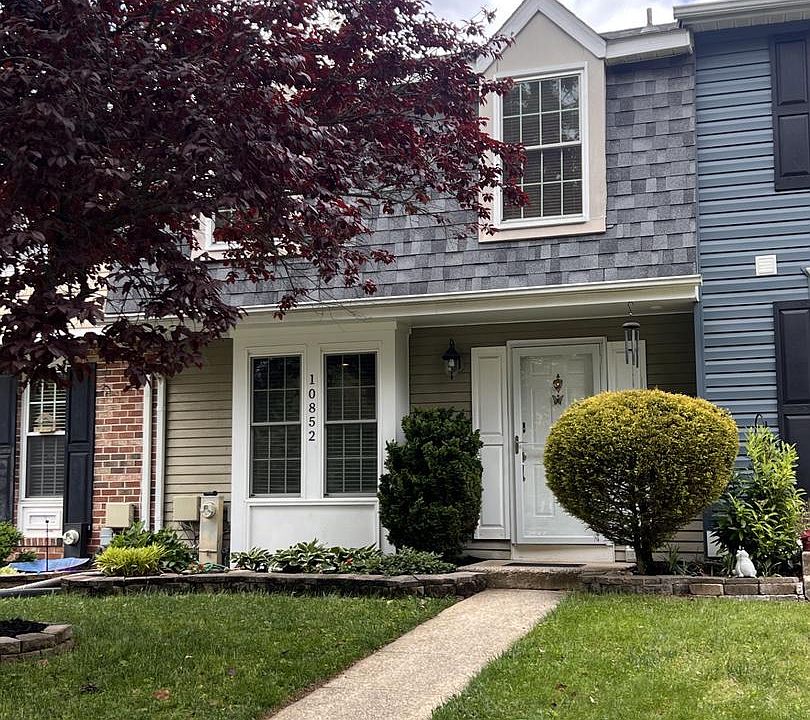 1st image of 10852 Olde Woods Way