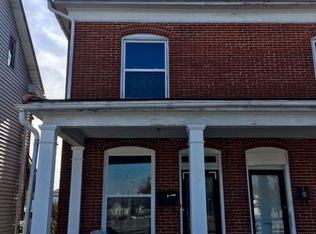 413 1/2 York St, Hanover, PA 17331