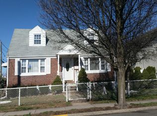 230 Grove St, Lodi, NJ 07644