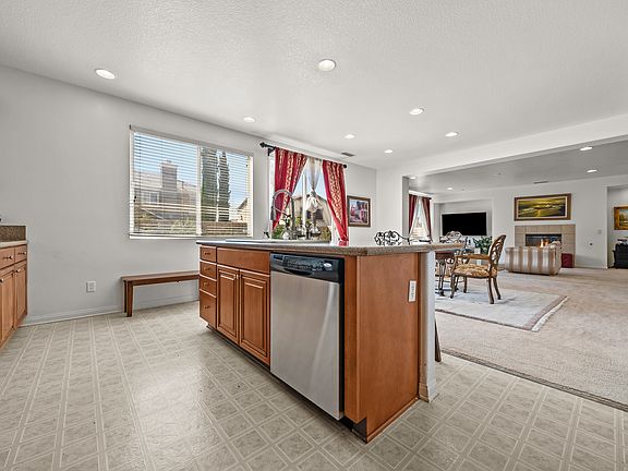5th image of 36441 Fieldglass Ct