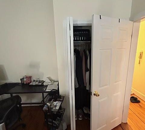 5th image of 114 Hampshire St #2