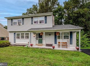 14 Worral Ct, Newark, DE 19711