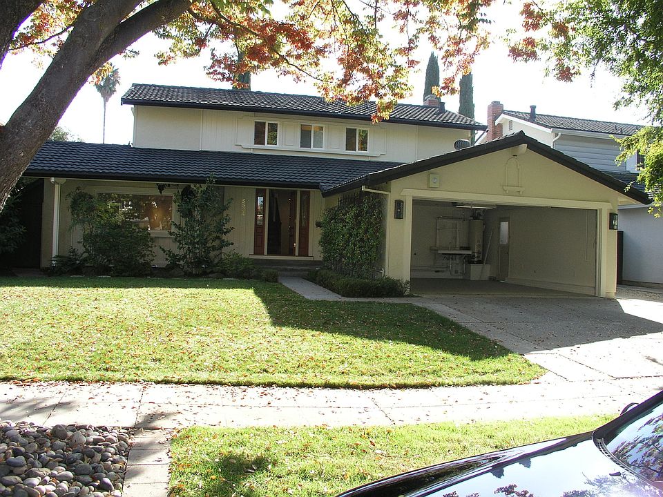 2nd image of 5824 Castano Dr