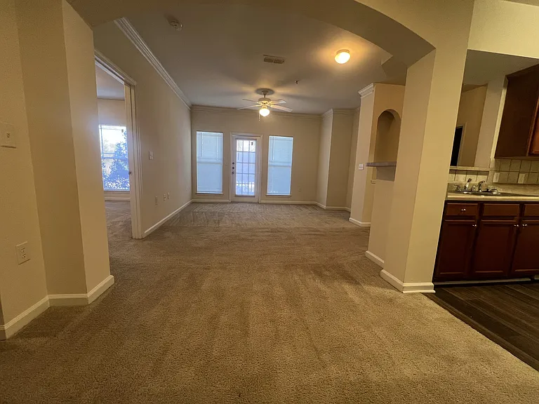 Wesley Kensington Apartments at Stonecrest — Photo 208