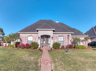 9667 Gardere Dr, Shreveport, LA 71115