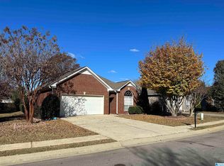 1247 Amberley Woods Dr, Helena, AL 35080