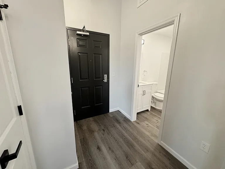 810 Monocacy St #403 — Photo 24
