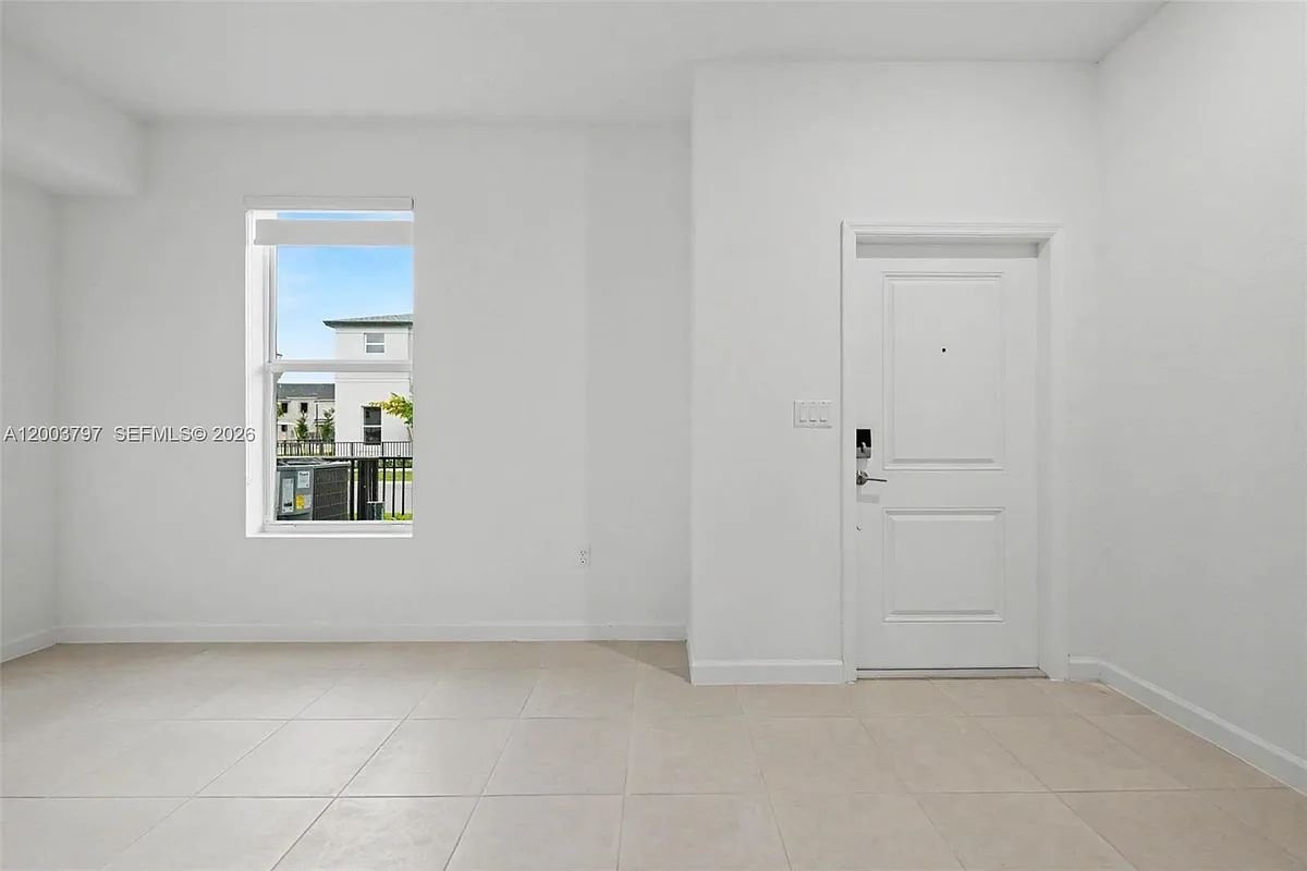 Building Photo - 12476 SW 248th St #7