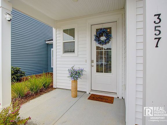 2nd image of 357 Chapman Cir