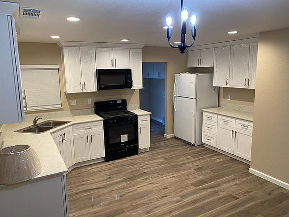 New Remodeled Kitchen. Open Floor Plan.