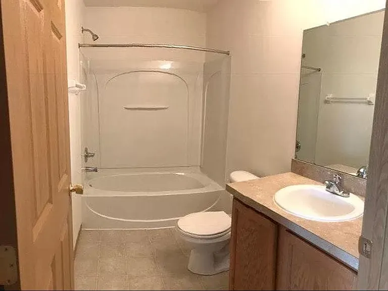 9166 Walker Park Dr — Photo 11
