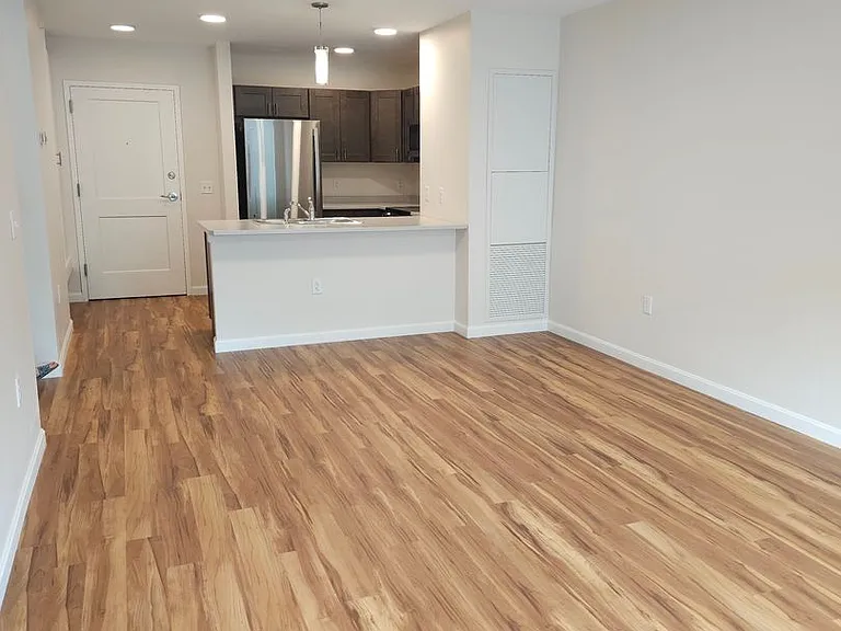 239 Autumn Pond Way #306 — Photo 7