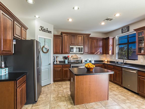 3rd image of 29556 N 68th Dr