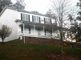 3465 Raintree Dr, Hudson, NC 28638