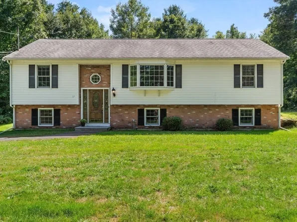 57 Uptack Rd, Groveland, MA 01834