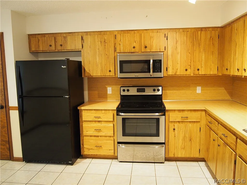 3 bed, 1400 sqft, $1,475 — Photo 4