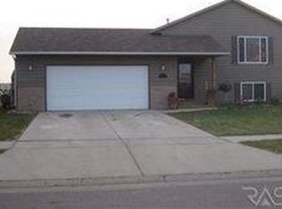 705 E Kevin Dr, Tea, SD 57064