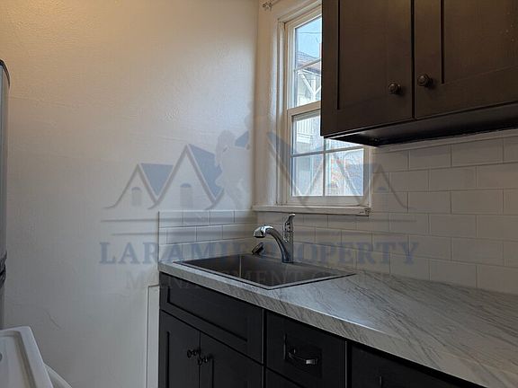 5th image of 407 S 5th St Unit 3