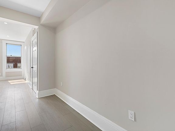 3rd image of 253 Halladay St #B