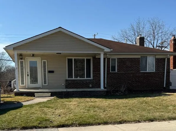 2198 Grange Rd, Trenton, MI 48183
