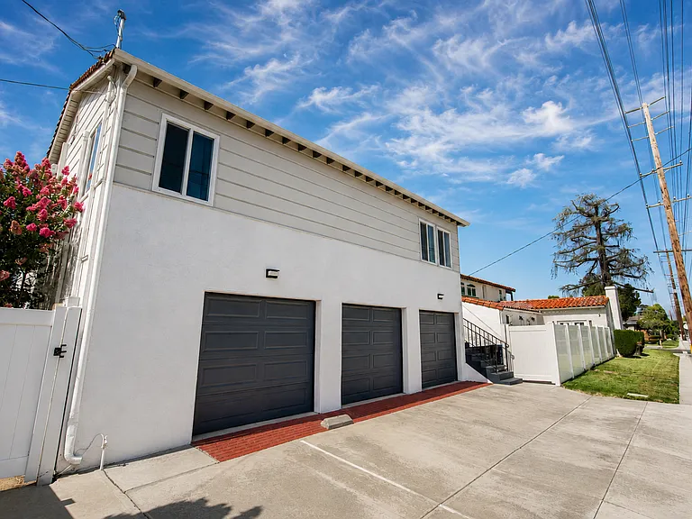 5703 Golden West Ave — Photo 1