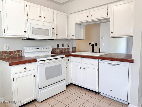 2nd image of 11478 MANDARIN GLEN Circle W
