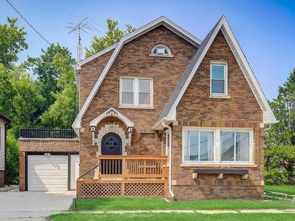2818 64th STREET, Kenosha, WI 53143