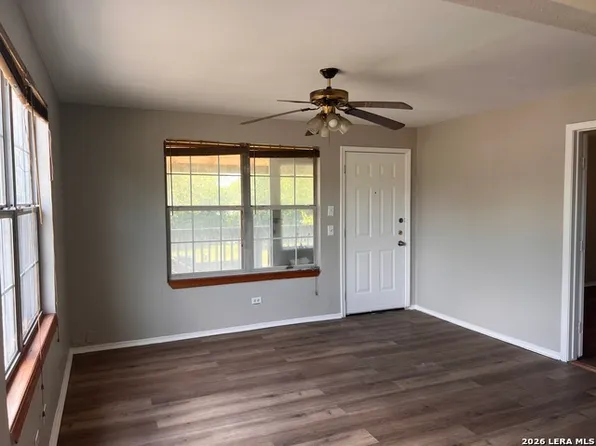 134 Cheyenne Ave #2, San Antonio, TX 78207