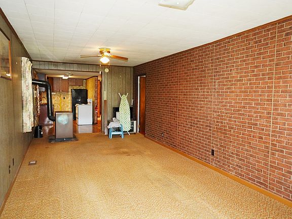 5th image of 412 Jimtown Rd