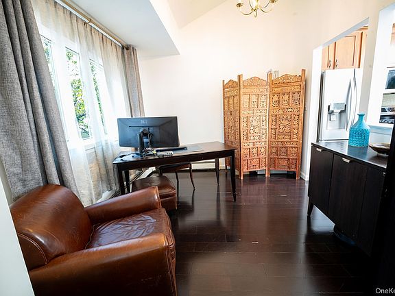 4th image of 1539 Longfellow Avenue #3