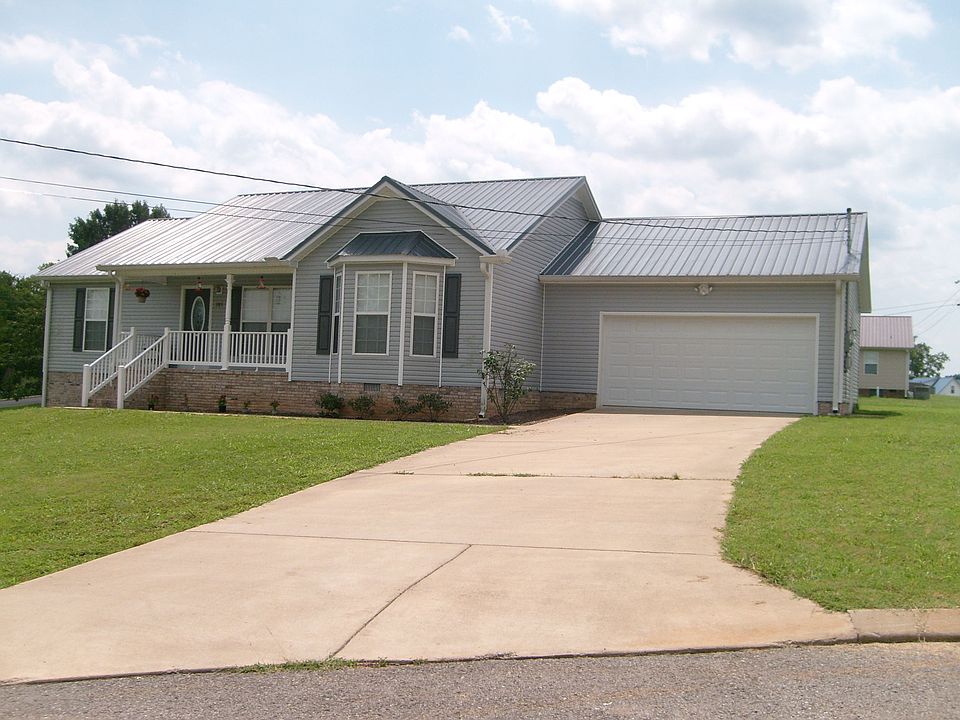 1st image of 103 Wisteria Cir