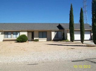 10169 Mount Shasta Dr, Hesperia, CA 92345
