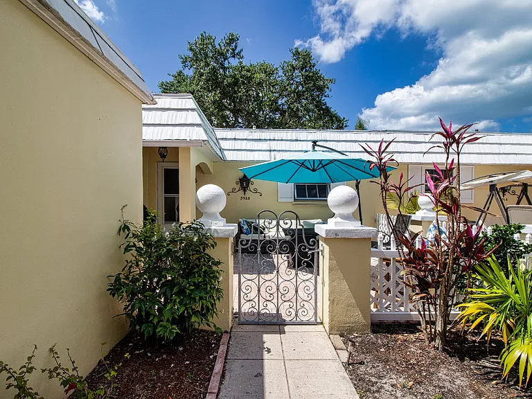 5920 Driftwood Ave — Photo 27