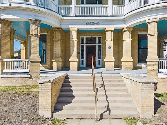 5th image of 339 W Woodlawn Ave