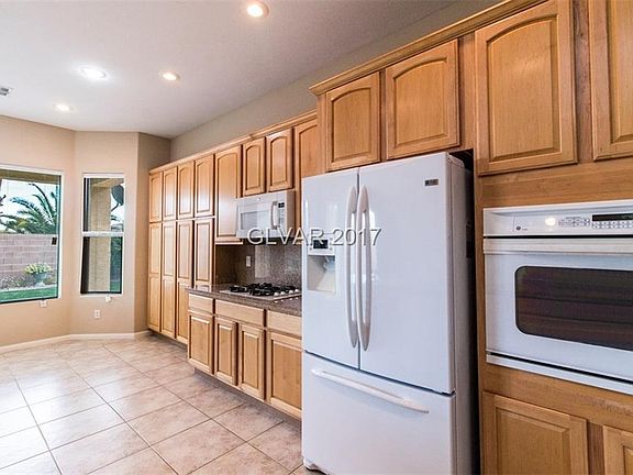 5th image of 10692 Eiffel Ct #0