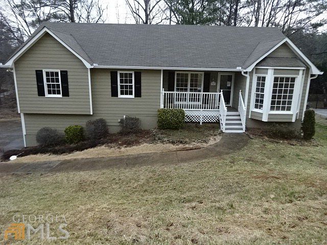 1st image of 901 Old Farm Walk