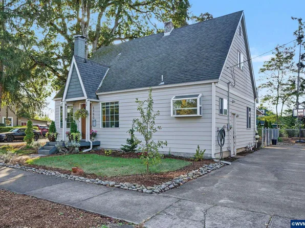 1790 Lee St SE, Salem, OR 97302