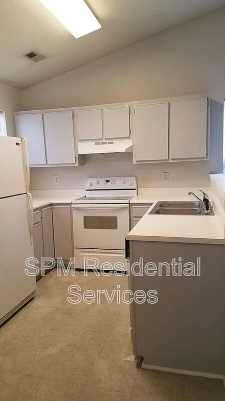 Building Photo - 324 Saint Rosea Rd