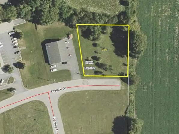 15 Pearson Dr, Genoa, IL 60135