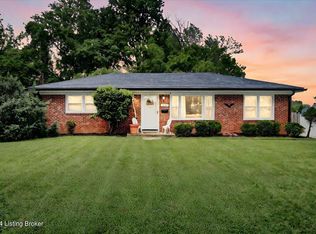 7804 Gayeway Dr, Louisville, KY 40219