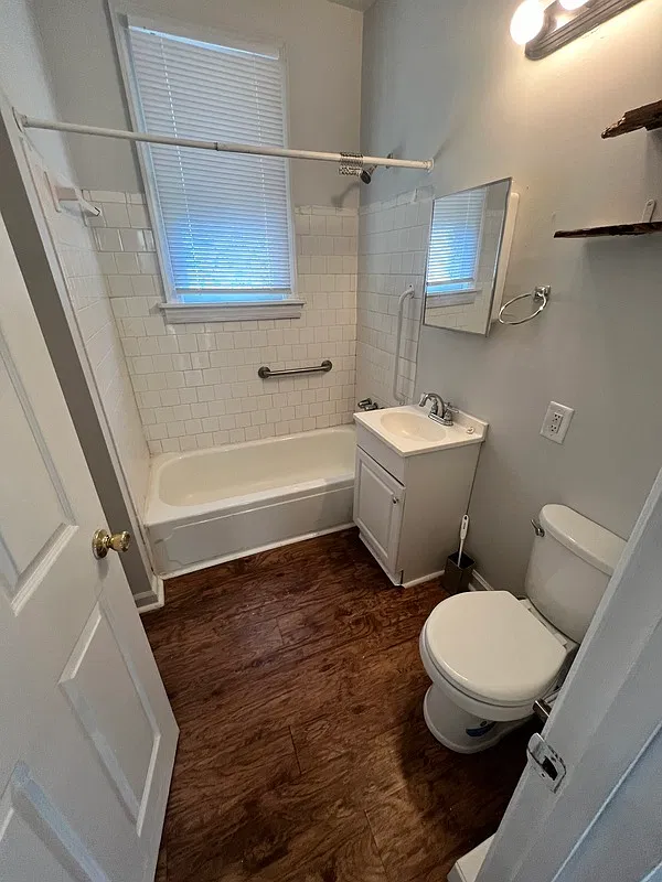2 bed, 1.0 bath, $795 — Photo 4