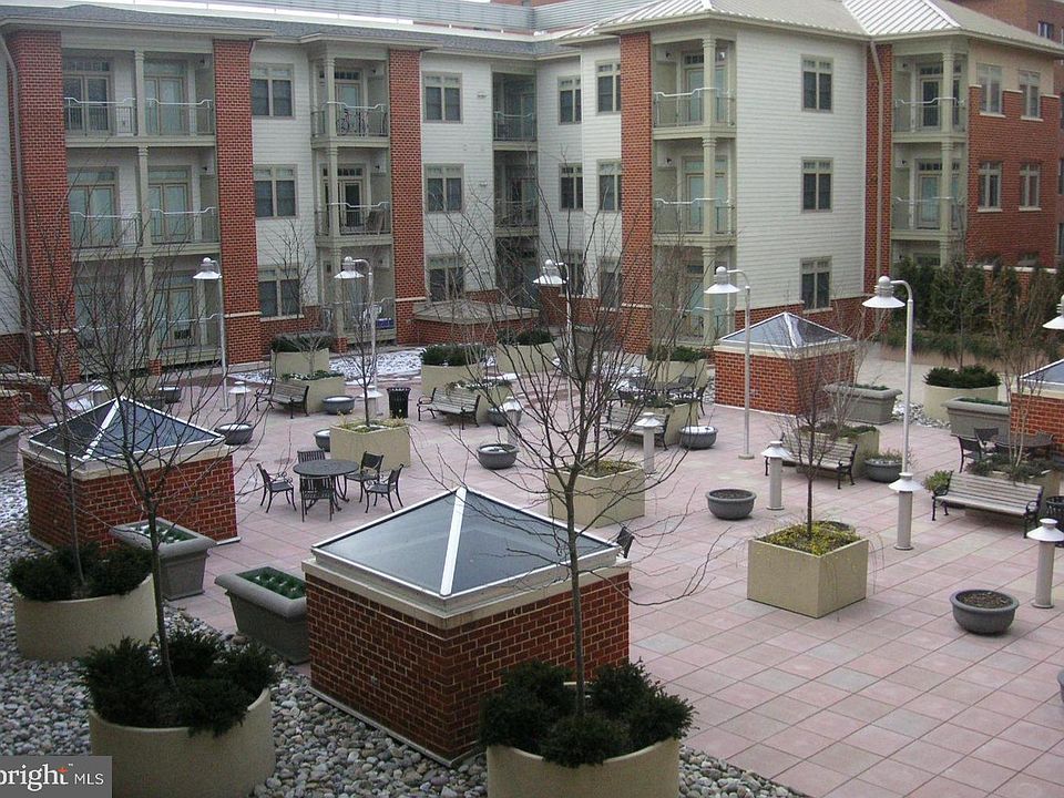 1st image of 309 Holland Ln Unit 235
