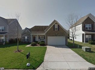 5709 Falkirk Ln, Matthews, NC 28104