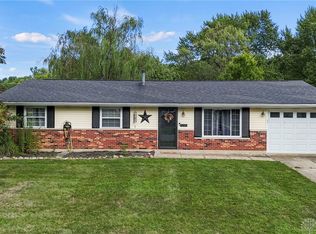 5220 Wakefield Dr, Fairborn, OH