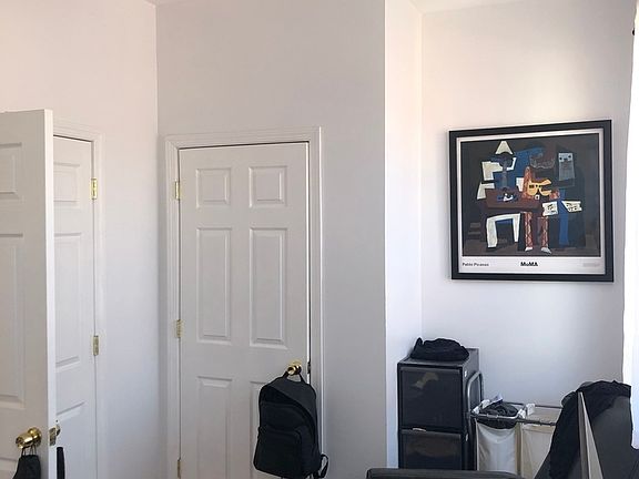 4th image of 502 Franklin Ave #3