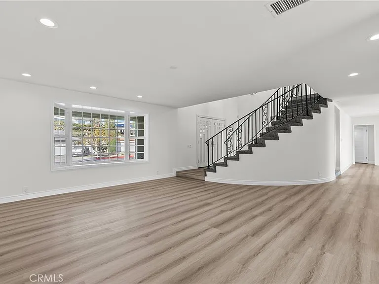 6758 Julie Ln — Photo 12